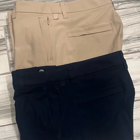 2 pairs of lululemon commission shorts 30 waist - Picture 10 of 11
